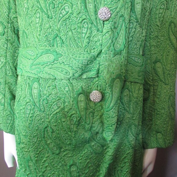 SALE Impressive 1960 Style Coat Dress in Lime Brocade - Picture 12 of 15